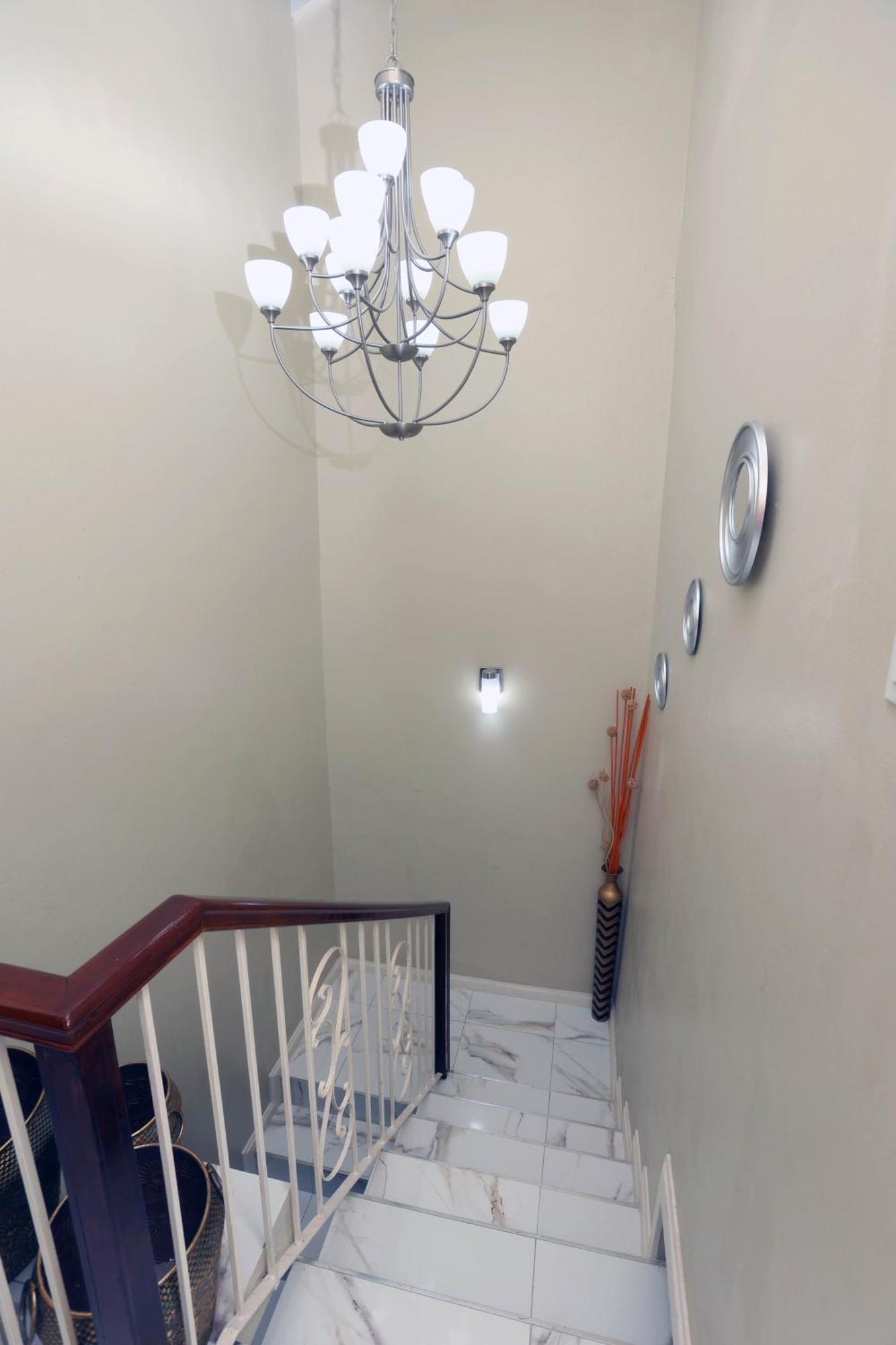 Spacious Luxury 3 Bed Rooms In Kingston Exteriör bild