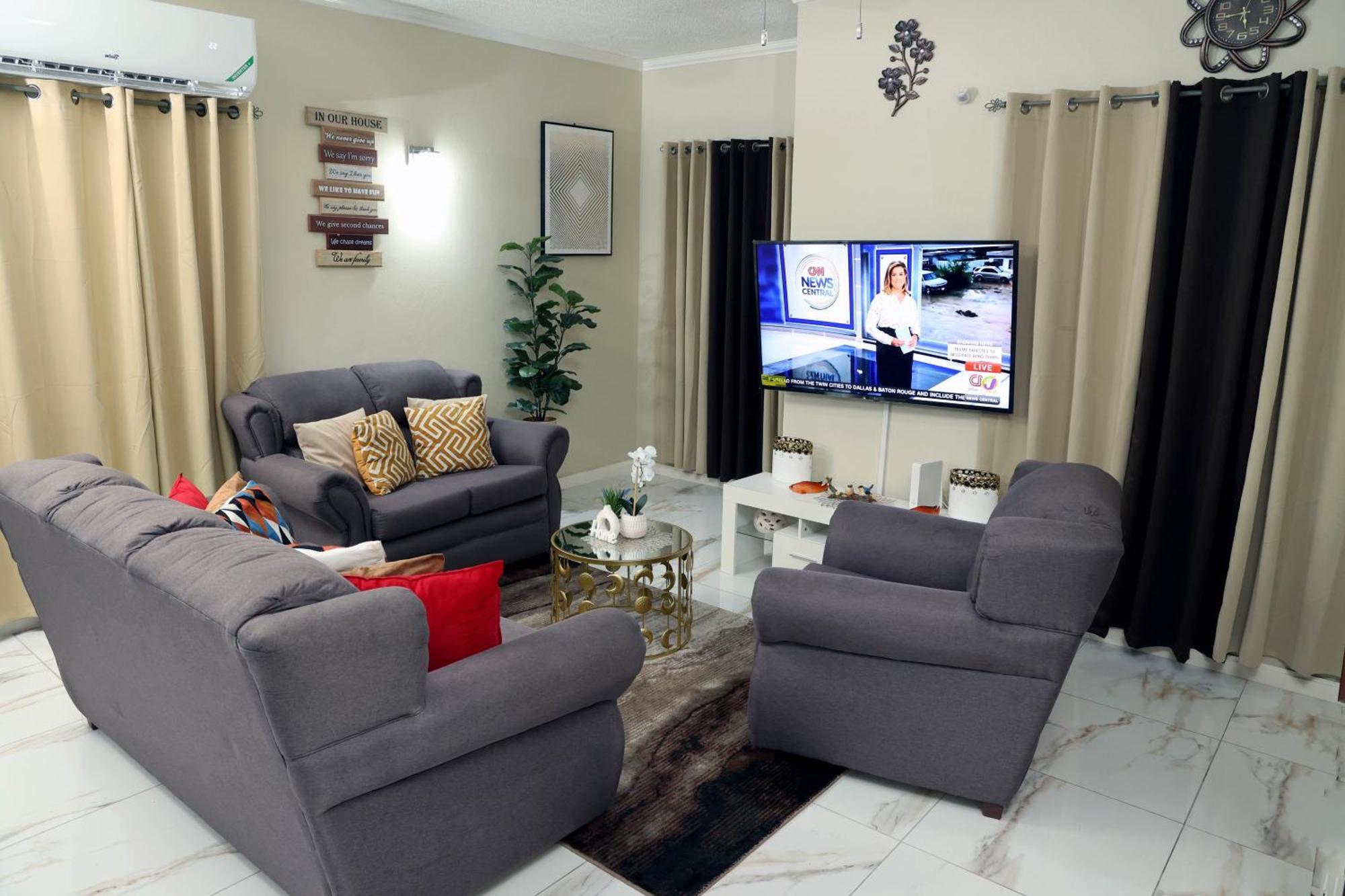 Spacious Luxury 3 Bed Rooms In Kingston Exteriör bild